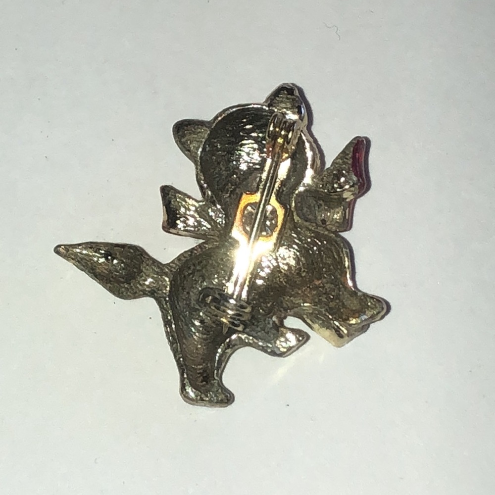 Vintage Cat Brooch with Red Bow and Green Eyes - Picture 5 of 5